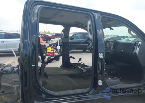 2017 Chevrolet Silverado 1500 1Lt z USA, uszkodzony, nr VIN 3GCPCREC1HG321341